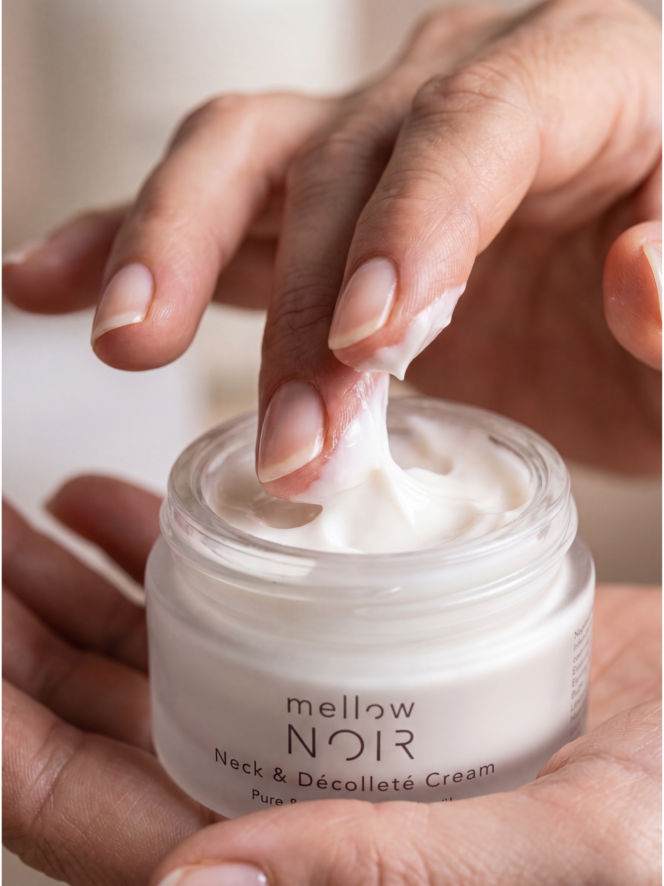 Neck & Décolleté Cream